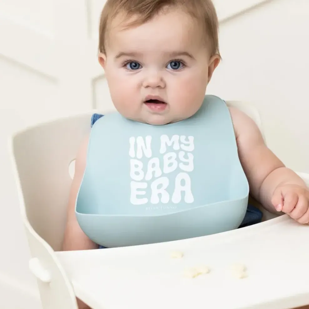 Bella Tunno Wonder Bib: In My Baby Era Hot