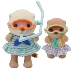 Epoch Calico Critters Sea Otter Sisters-Splashy Snorkel Set Hot