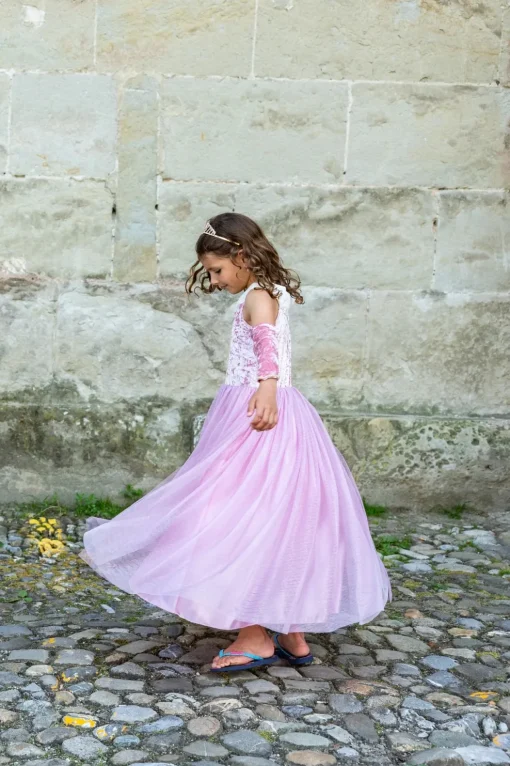 Creative Education of Canada Inc Great Pretenders Velvety Soft Sleeping Sweetheart Princess Gown with Arm Warmers Fashion