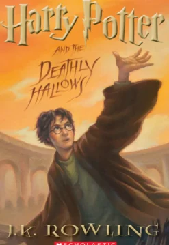 Scholastic Harry Potter and the Deathly Hallows (Paperback) New