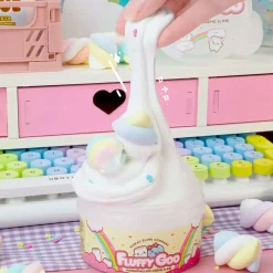 Kawaii Company Kawaii Slime: Fluffy Goo Classic Marshmallow Slime Hot